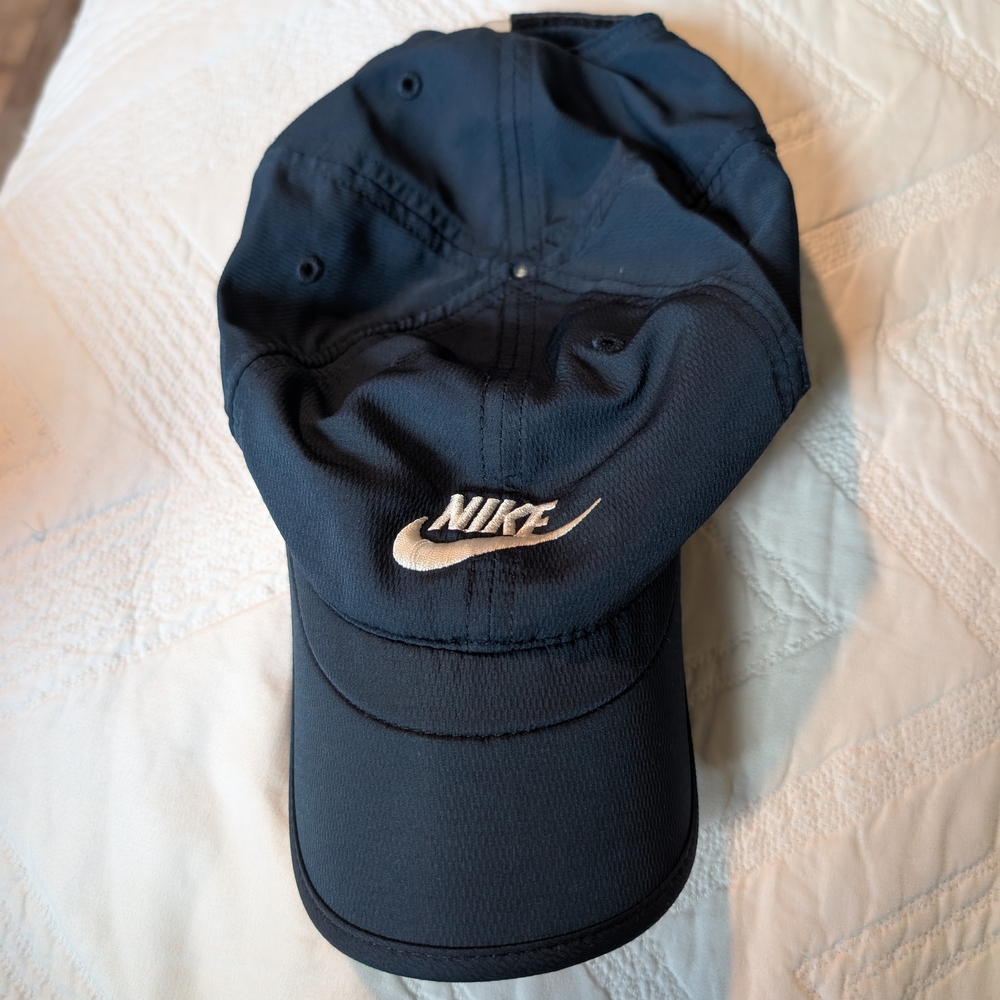 Nike Men's Navy Blue Jacket